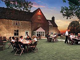 The Old Lodge Stroud  Exterior photo